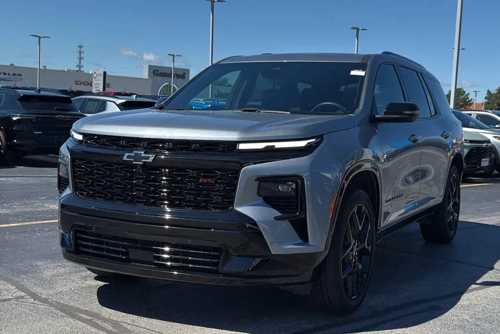 2024 Chevrolet Traverse RS photo 1