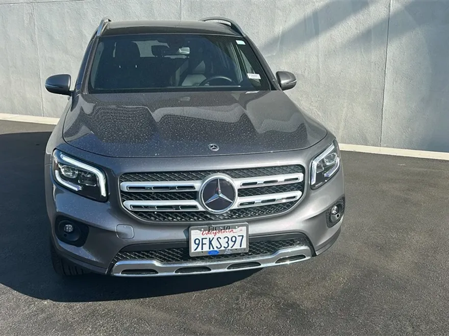 2023 Mercedes Benz GLB 250 photo 1