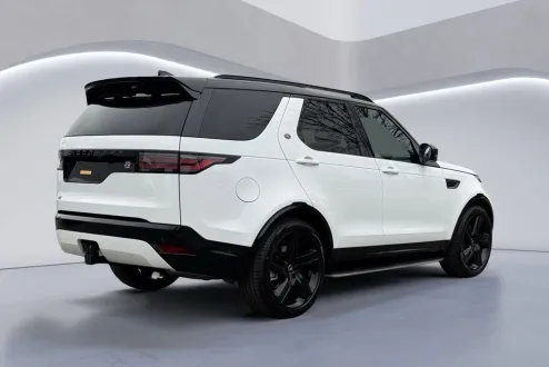 2025 Land Rover Discovery SE photo 3
