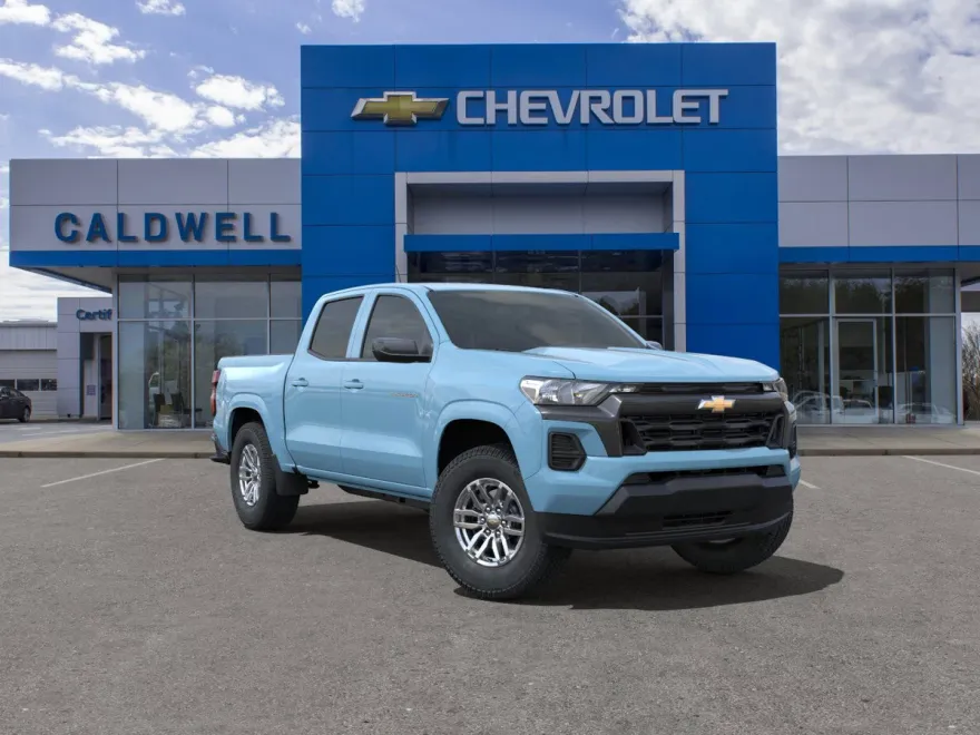 2025 Chevrolet Colorado Work Truck LT photo 1