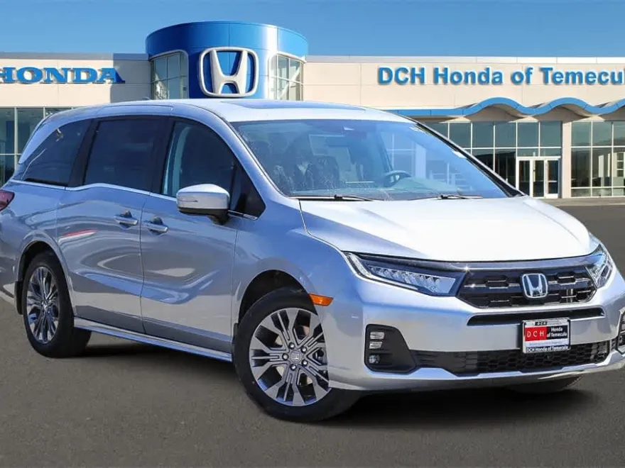 2025 Honda Odyssey Touring photo 1
