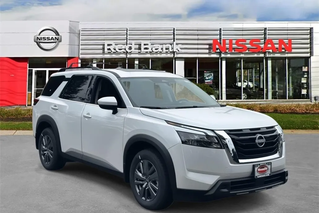 2025 Nissan Pathfinder SV photo 1