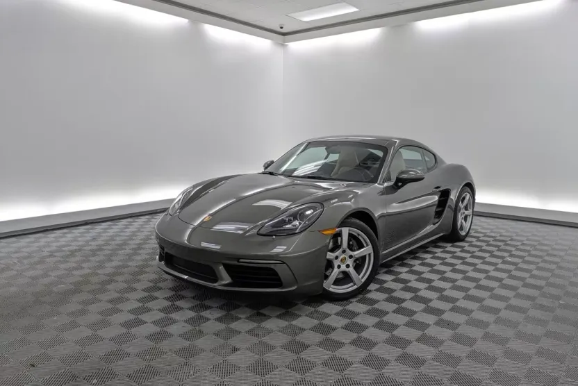2020 Porsche Cayman T photo 1