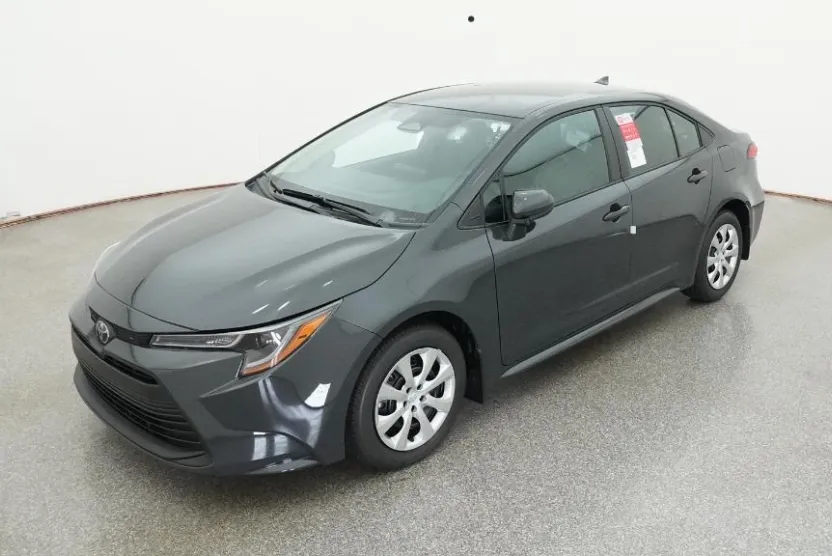 2026 Toyota Corolla LE photo 1