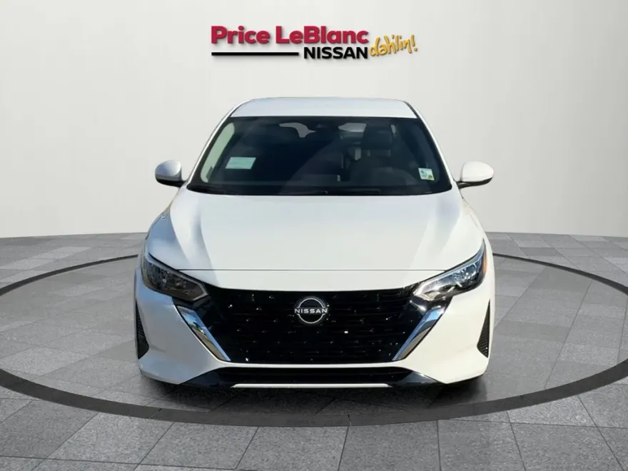 2025 Nissan Sentra S photo 1