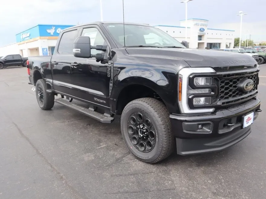 2026 Ford F-250 XLT photo 1