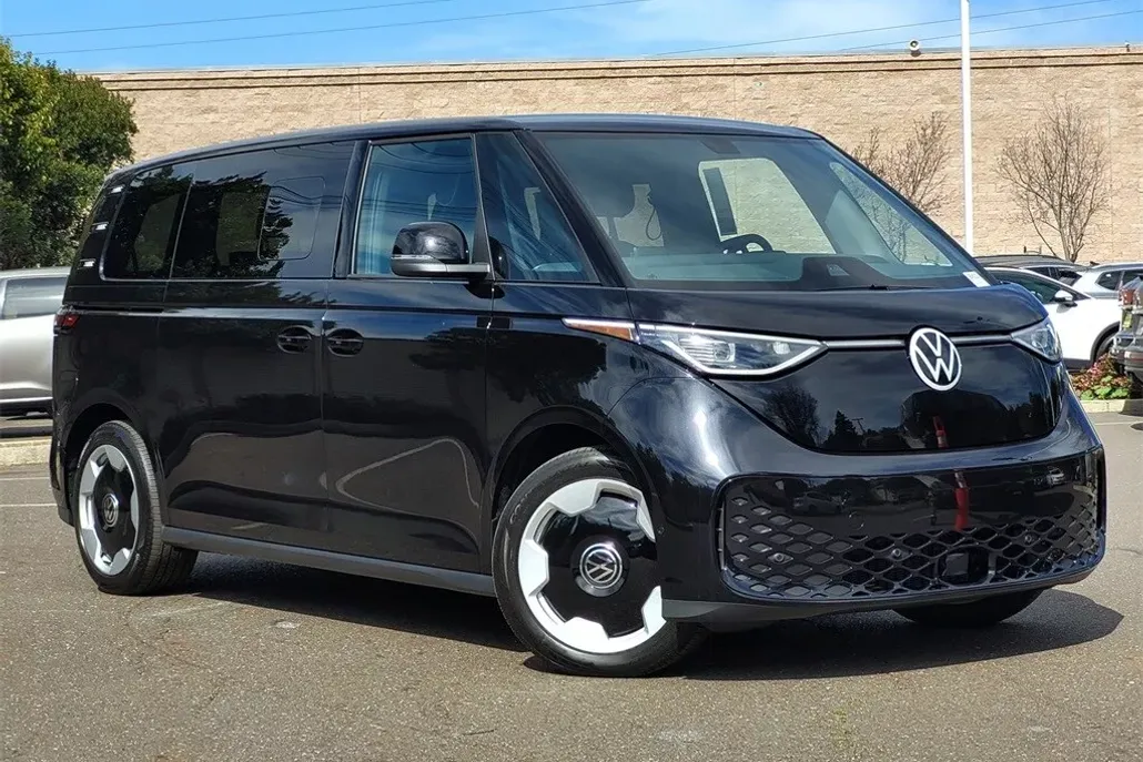2025 Volkswagen ID. Buzz Pro S photo 1