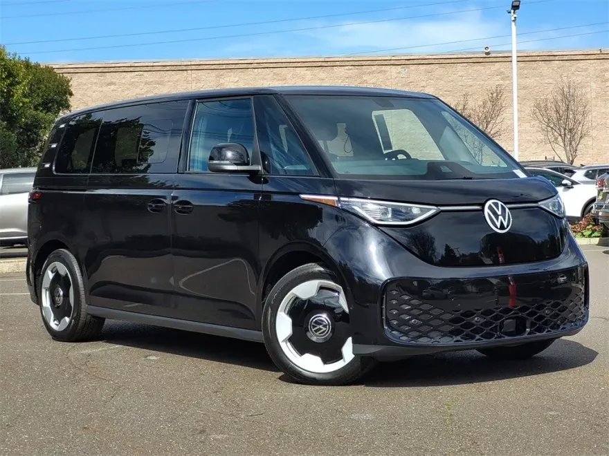 2025 Volkswagen ID. Buzz Pro S photo 1
