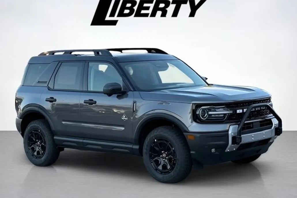 2025 Ford Bronco Sport Outer Banks photo 1