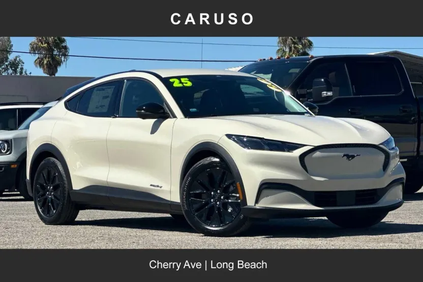 2025 Ford Mustang Mach-E Select photo 1