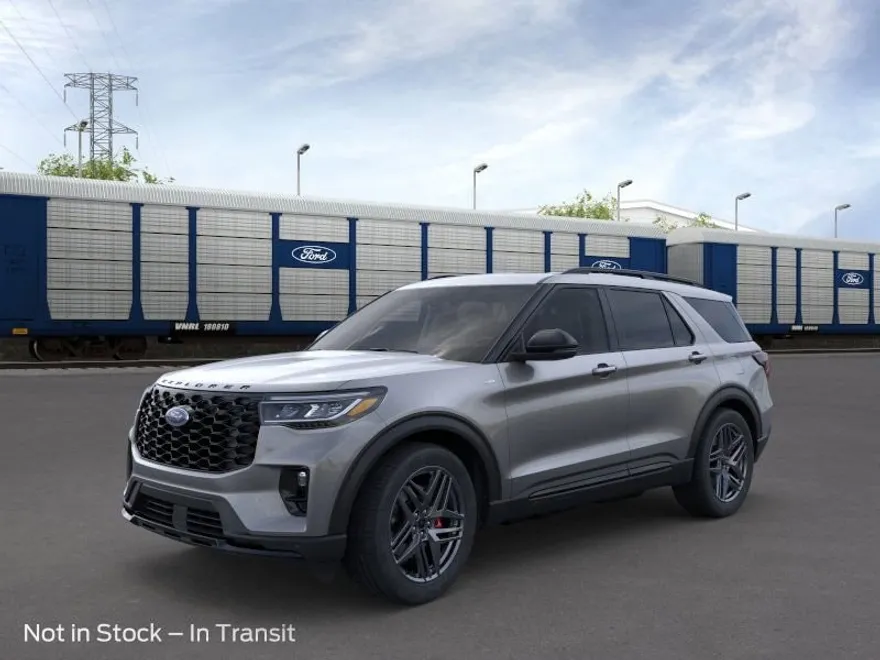 2025 Ford Explorer ST-Line photo 1