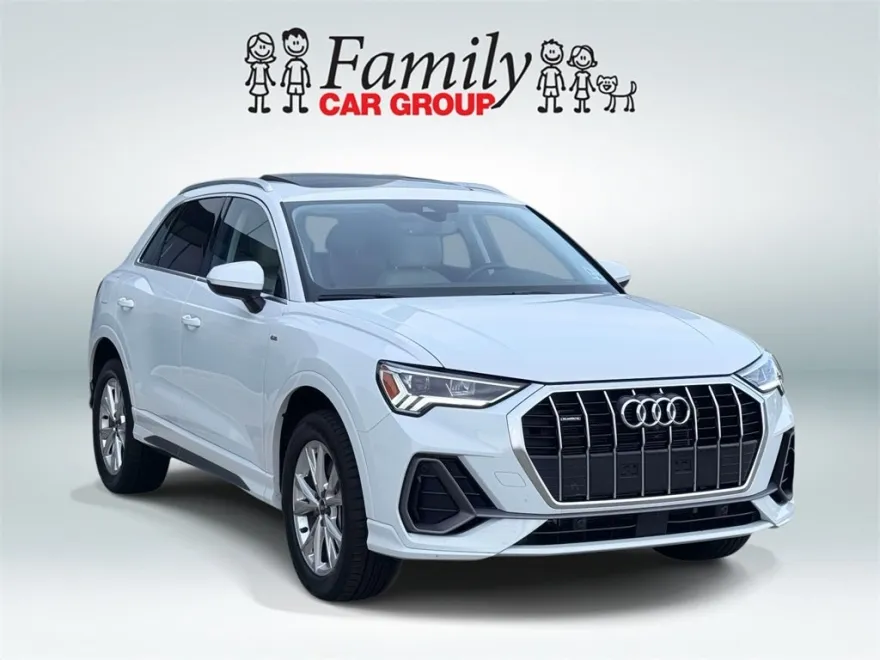 2024 Audi Q3 Premium Plus S line photo 1