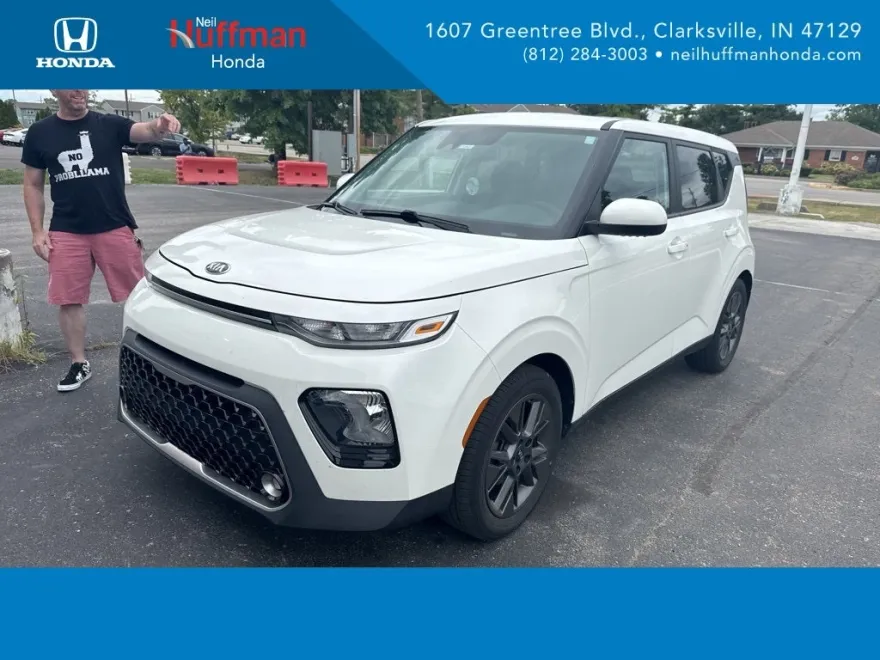 2021 Kia Soul EX photo 1