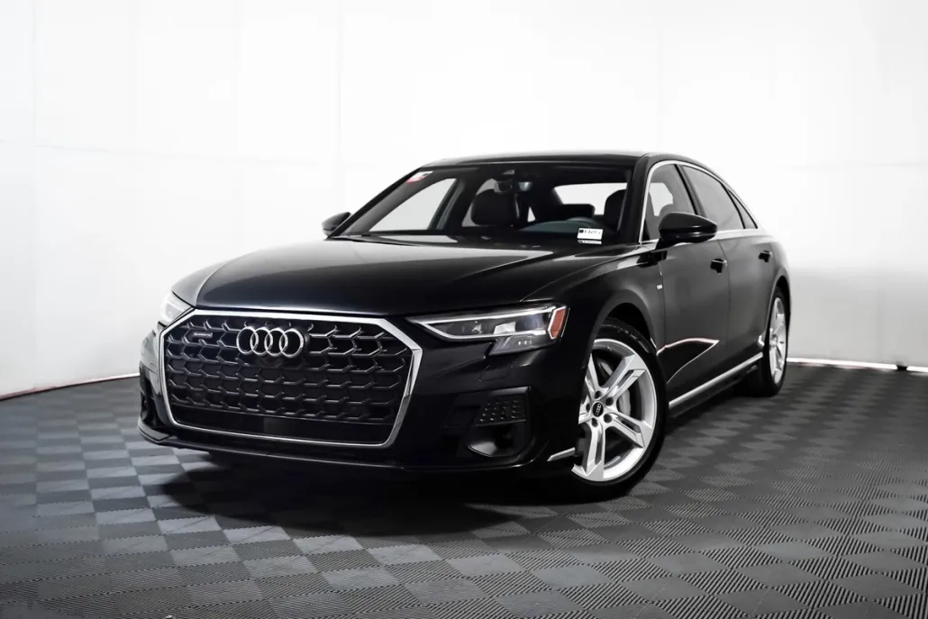 2025 Audi A8 L 55 photo 1