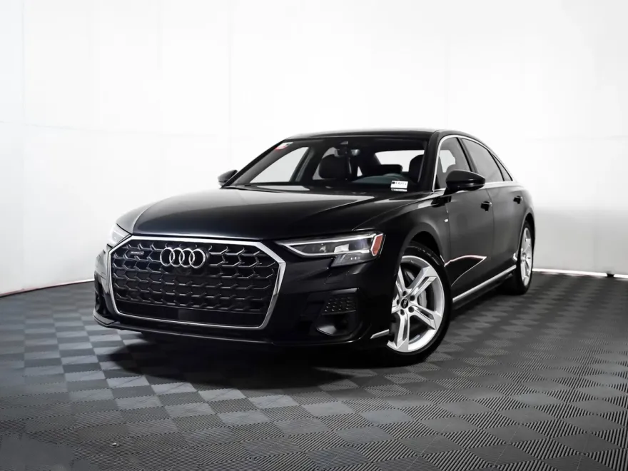 2025 Audi A8 L 55 photo 1
