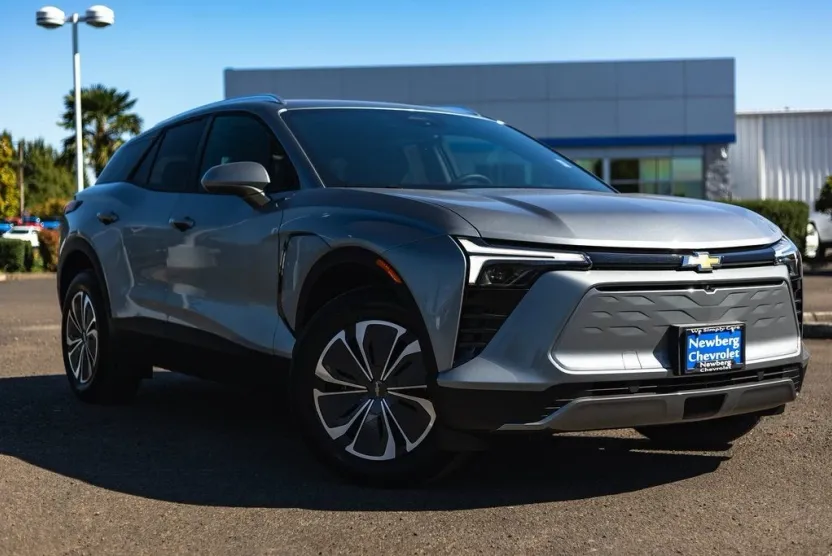 2024 Chevrolet Blazer EV photo 1