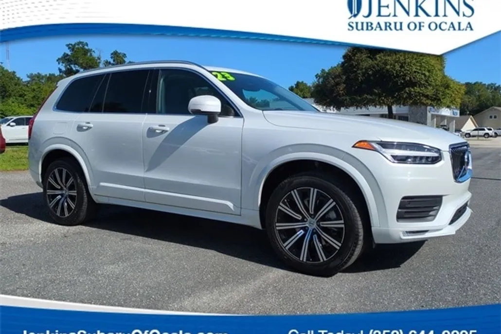 2023 Volvo XC90 B5 Core photo 1