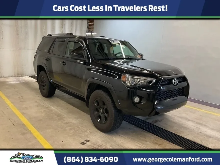 2019 Toyota 4Runner SR5 photo 1
