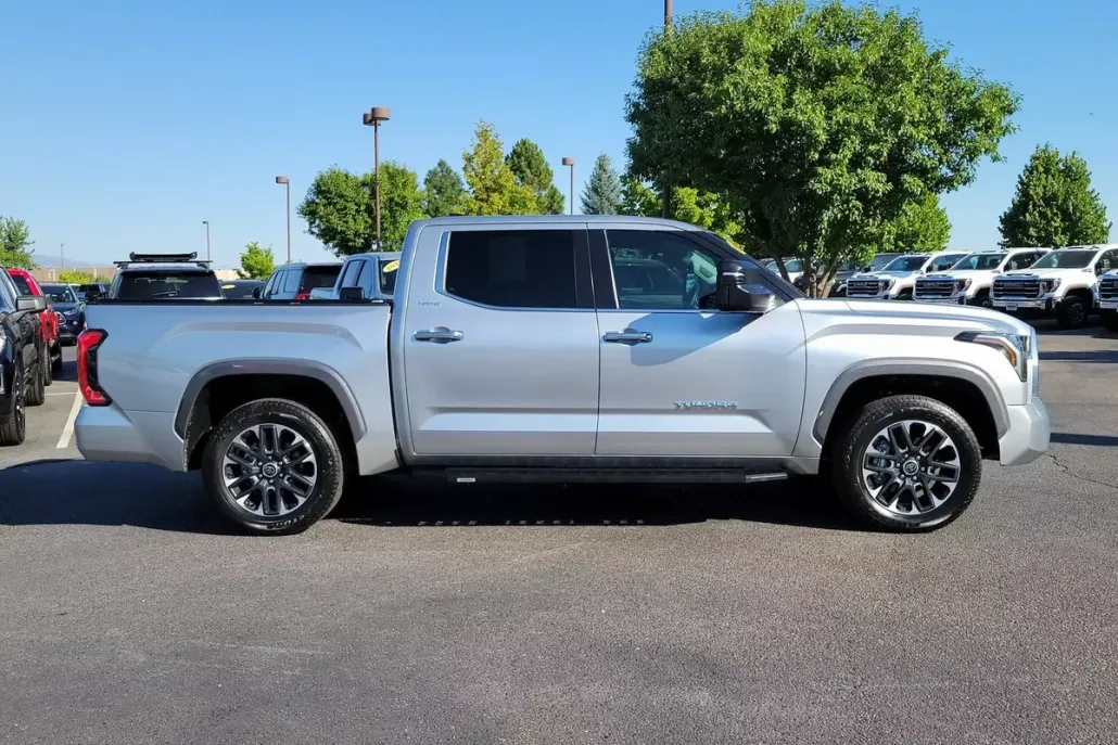 2024 Toyota Tundra Limited photo 1