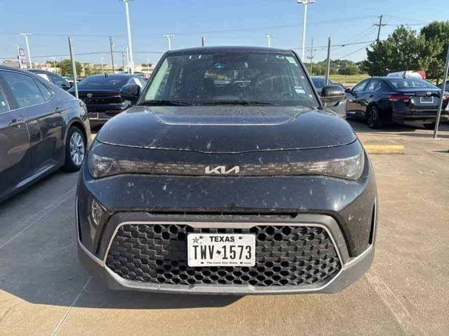 2024 Kia Soul LX photo 1