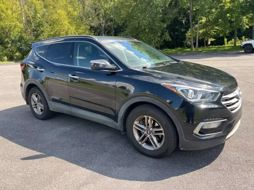 2017 Hyundai Santa Fe Sport Base photo 1