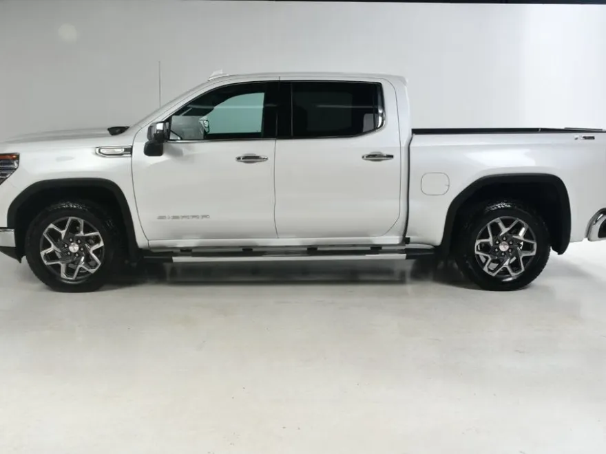 2023 Gmc Sierra 1500 SLT photo 1