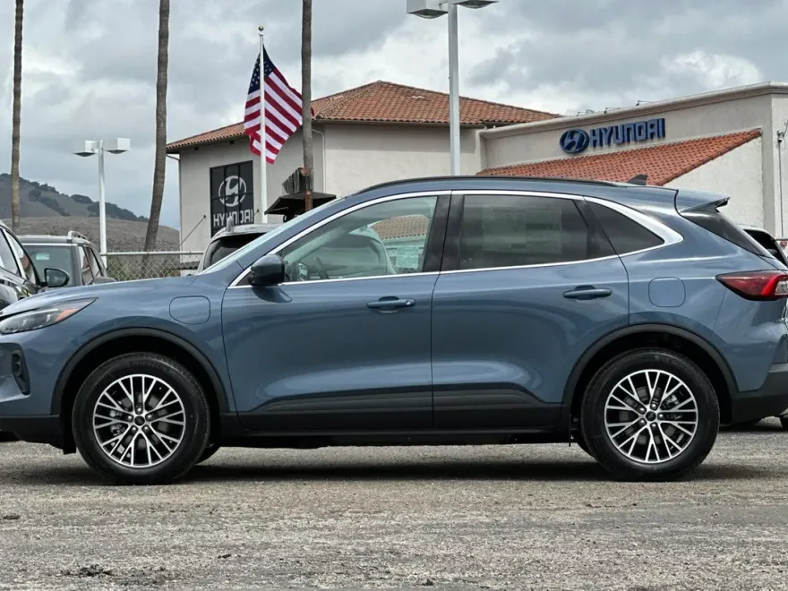 2025 Ford Escape Plug-In Hybrid Base photo 1