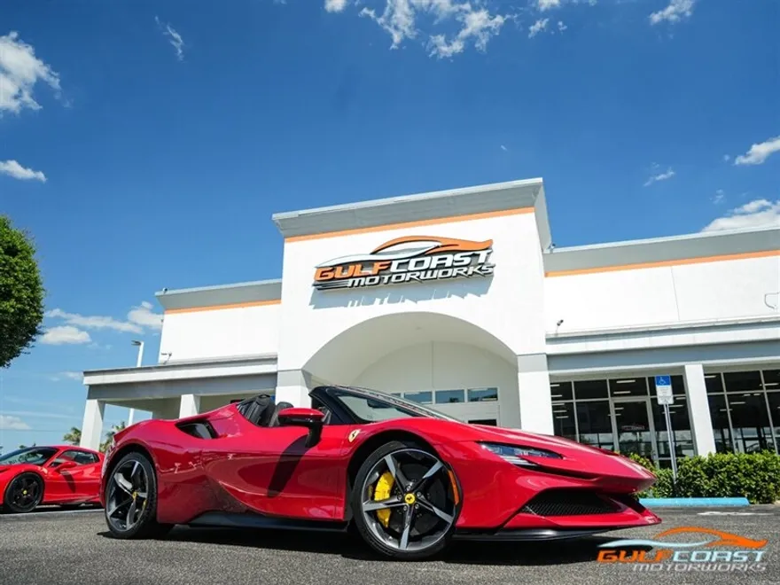 2023 Ferrari SF90 Spider photo 1