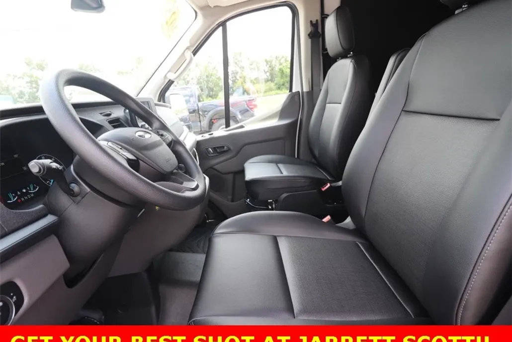 2025 Ford Transit Cargo Van photo 1