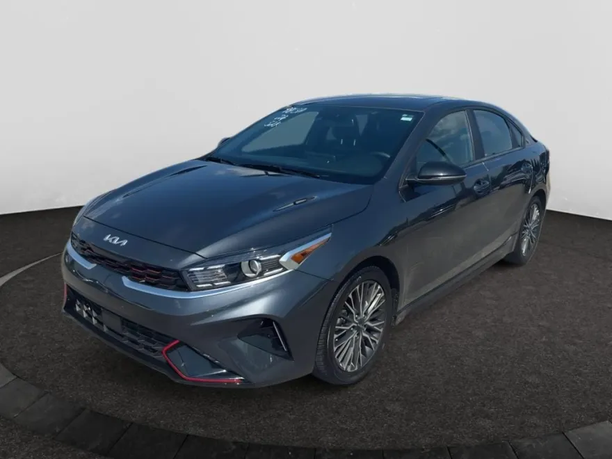 2024 Kia Forte GT-Line photo 1