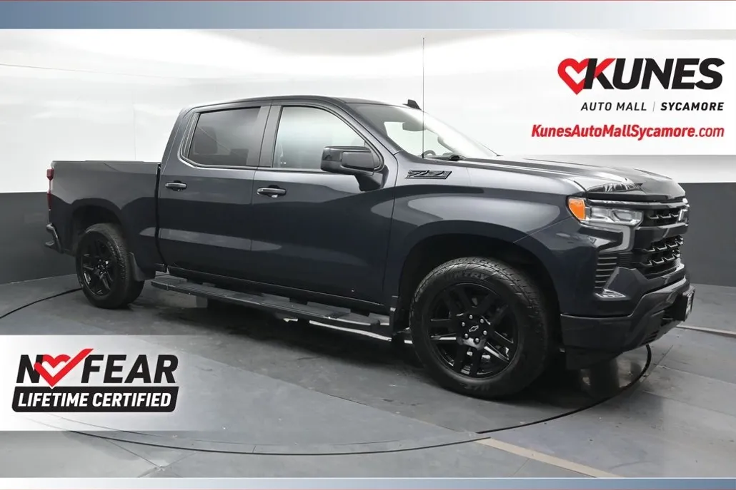2024 Chevrolet Silverado 1500 RST Z71 photo 1