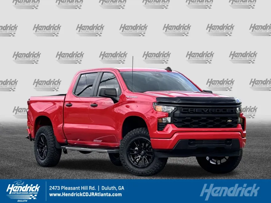 2022 Chevrolet Silverado 1500 Custom photo 1