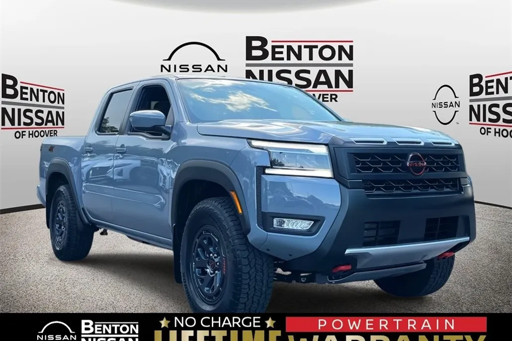 2025 Nissan Frontier PRO-4X photo 1