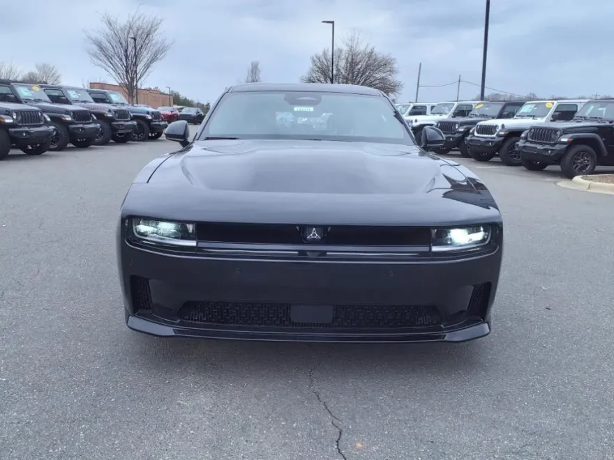 2025 Dodge Charger R/T photo 1