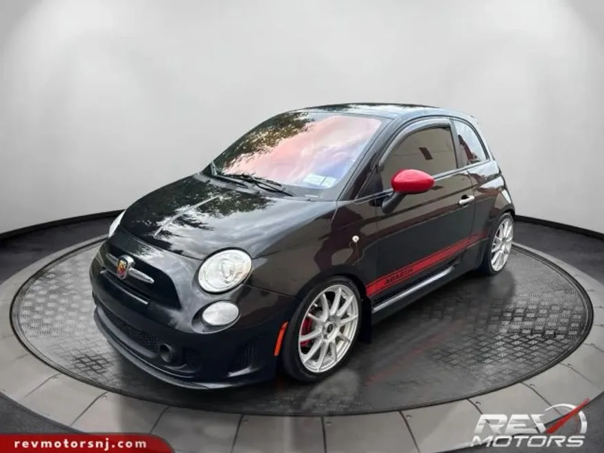 2013 Fiat 500 Abarth photo 1