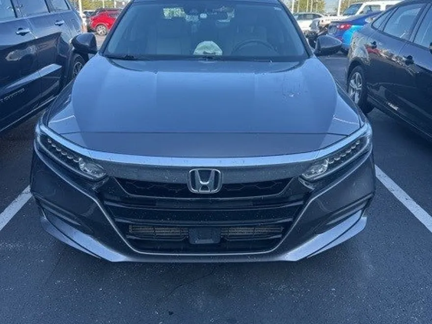 2019 Honda Accord LX photo 1