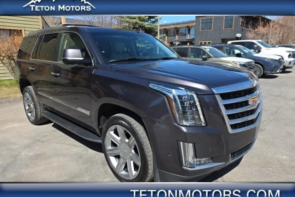 2018 Cadillac Escalade Luxury photo 1