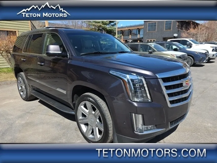 2018 Cadillac Escalade Luxury photo 1