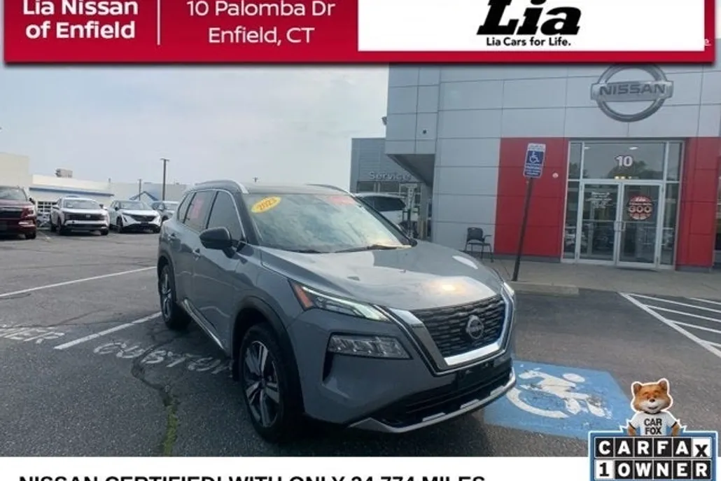 2023 Nissan Rogue SL photo 1