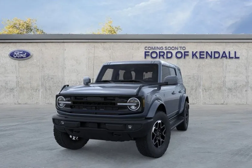 2025 Ford Bronco Outer Banks photo 1