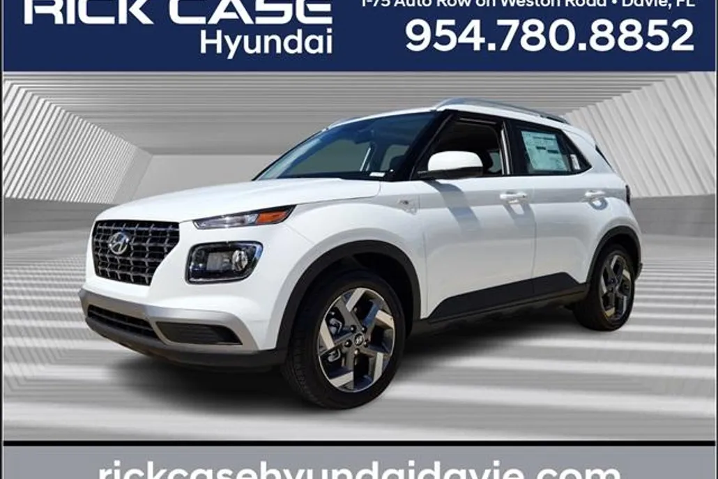 2025 Hyundai Venue SEL photo 1