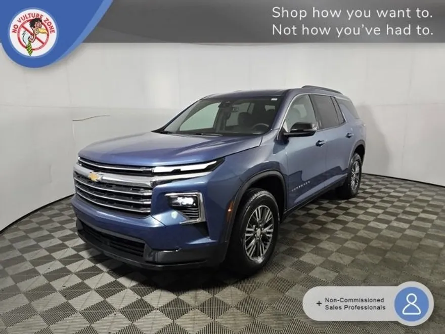 2025 Chevrolet Traverse photo 1
