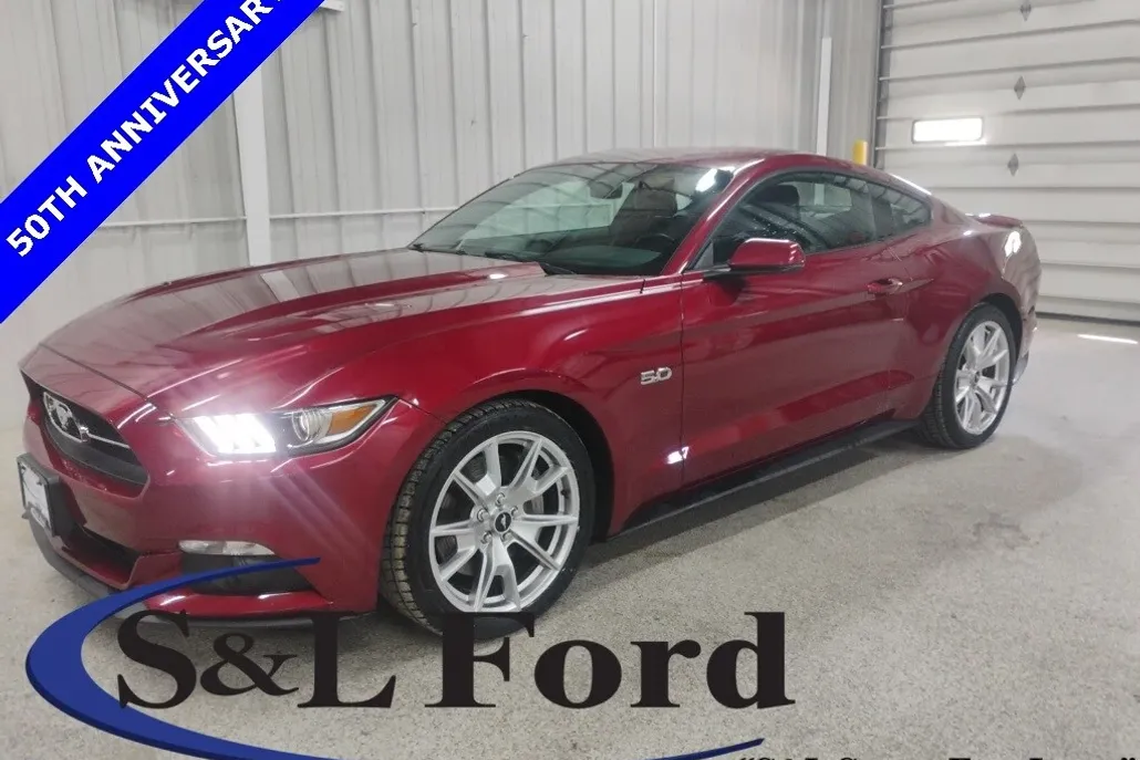 2015 Ford Mustang GT Premium photo 1