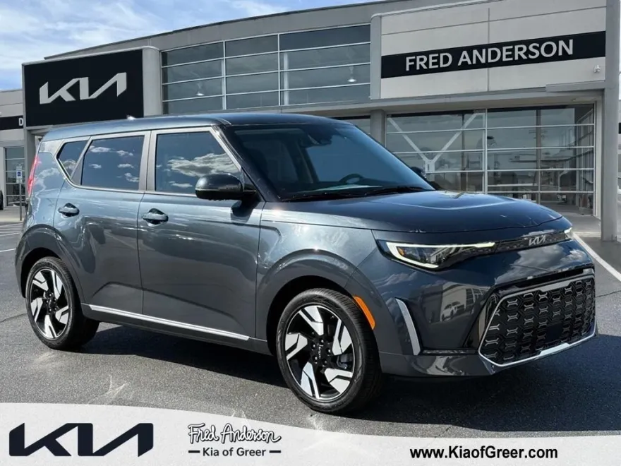 2025 Kia Soul GT-Line photo 1