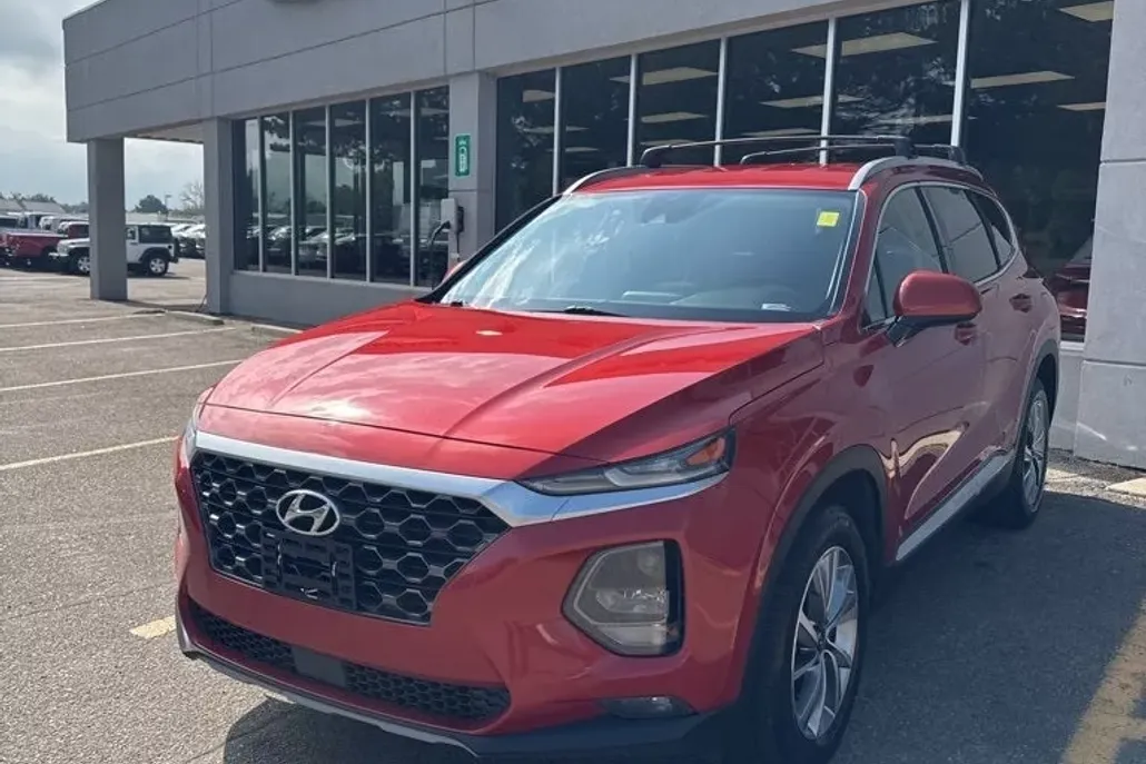 2020 Hyundai Santa Fe SEL photo 1
