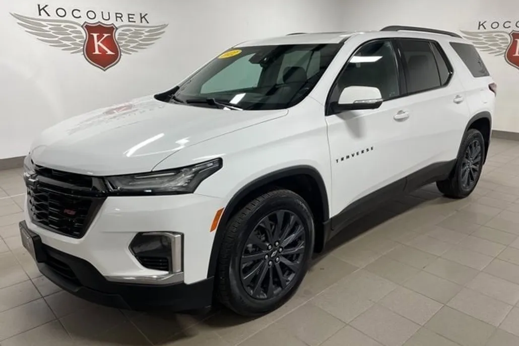 2022 Chevrolet Traverse RS photo 1