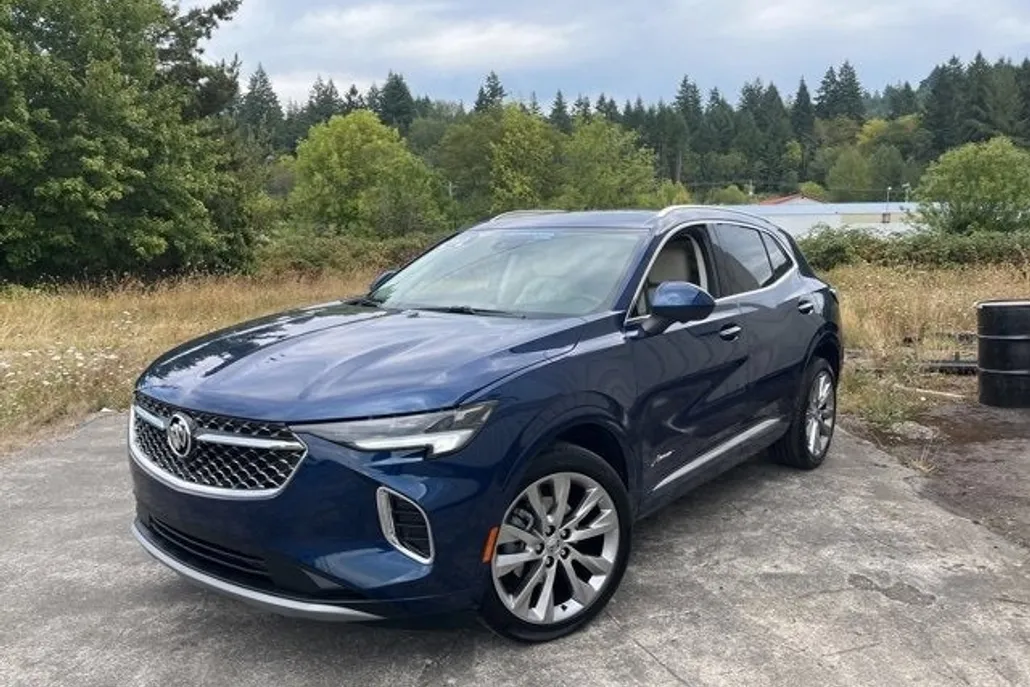 2023 Buick Envision Avenir photo 1