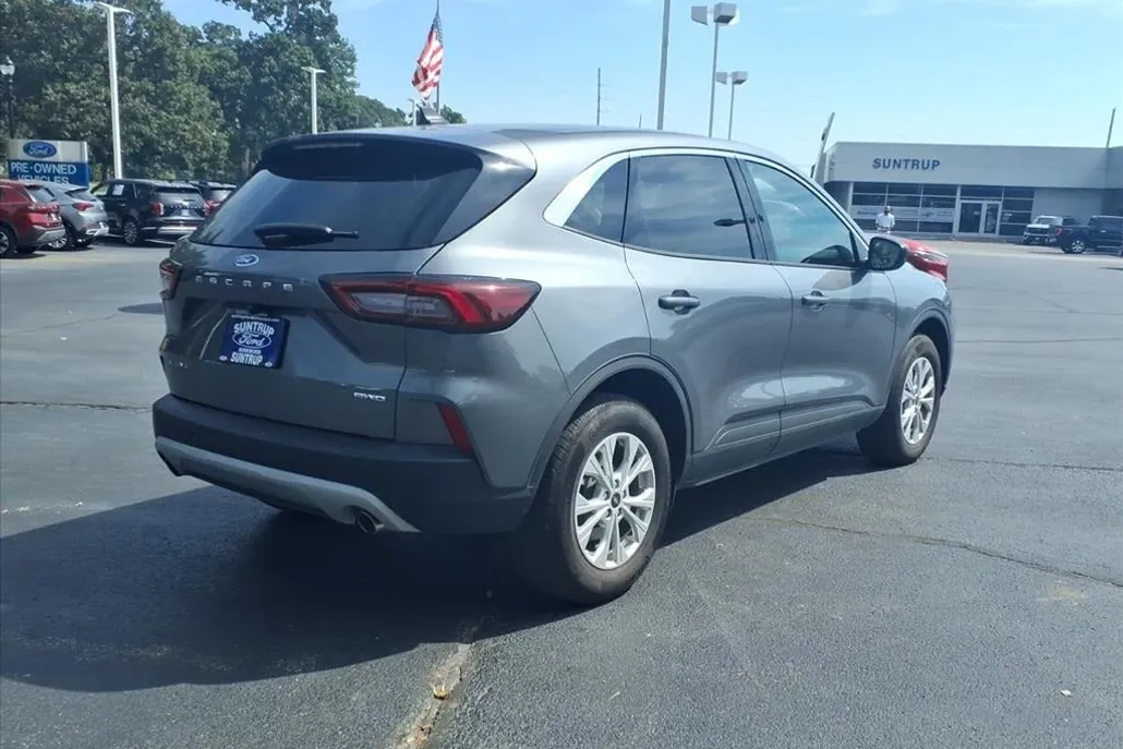 2024 Ford Escape Active photo 1