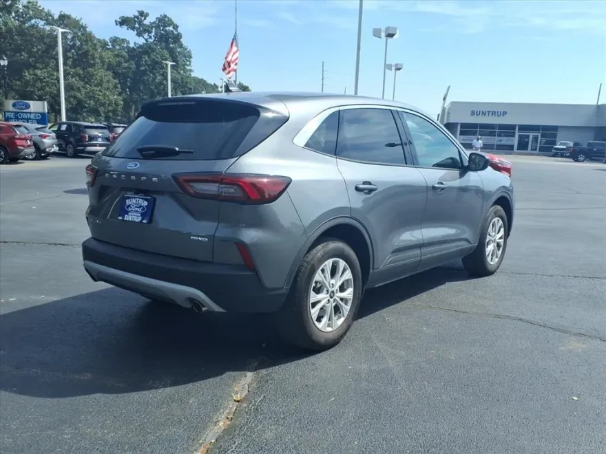 2024 Ford Escape Active photo 1