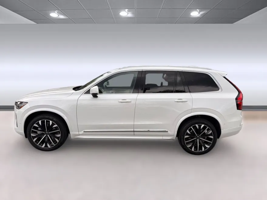 2025 Volvo XC90 Plus photo 1